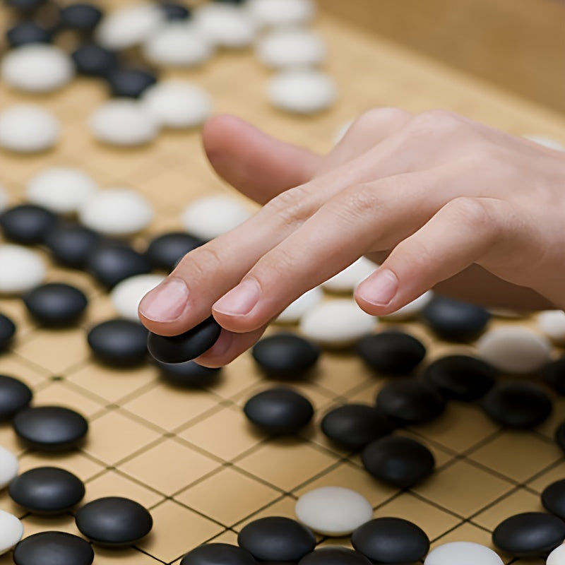 Jeu de Go Magn¨¦tique Portable de 11.2 pouces - Planche en Bois Pliable pour Gomoku Go, Id¨¦al pour les Voyages & les F¨ºtes ¨¤ la Maison, Comprend des Pi¨¨ces Noires & Blanches