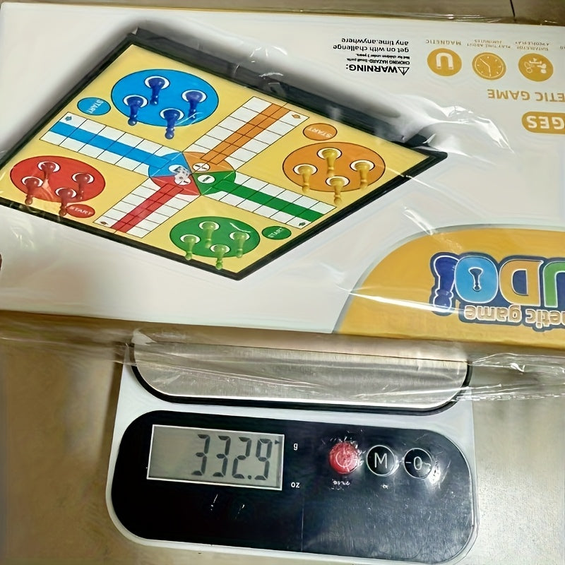 Ensemble de jeu de ludo d'¨¦checs magn¨¦tique 9.84X9.84 pouces avec 16 pi¨¨ces, 2 d¨¦s et un plateau \u002F Ludo quatre couleurs d'¨¦checs FUN divertissement sport de f¨ºte de rassemblement famille amis ¨¦v¨¦nement portable pliable