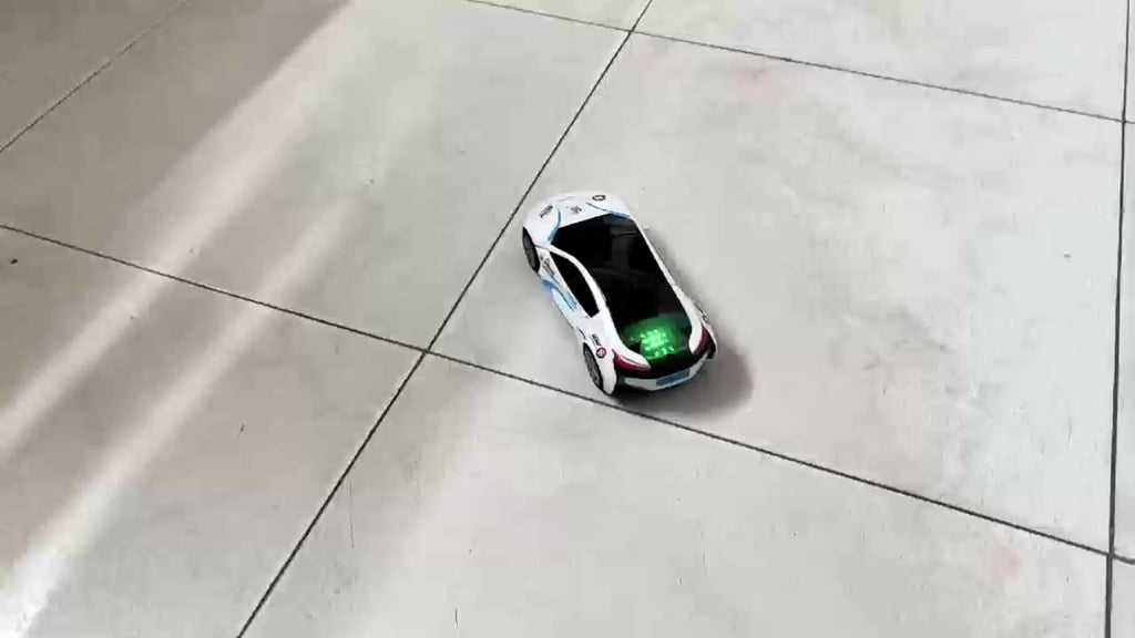 Voiture jouet robot ¨¤ d¨¦formation automatique, se transforme en voiture robot, ¨¦vite automatiquement les obstacles avec des lumi¨¨res et de la musique, cadeau d'anniversaire, cadeau de No?l, cadeau de vacances (piles non incluses), cadeau d'Halloween.